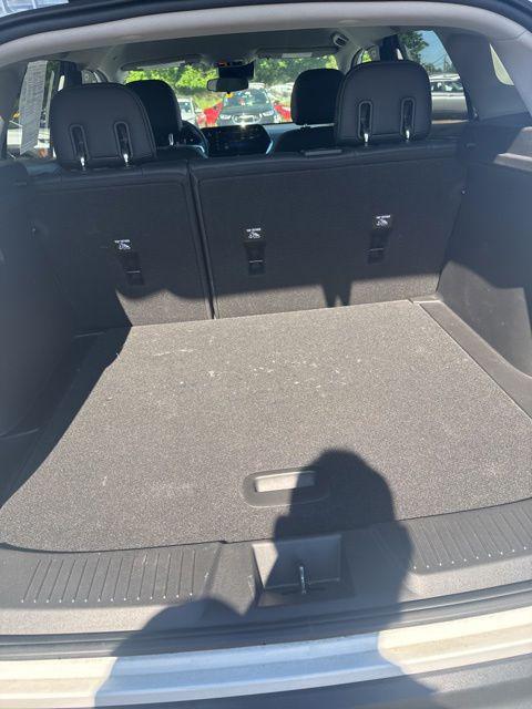 2024 Chevrolet Trax FWD LT