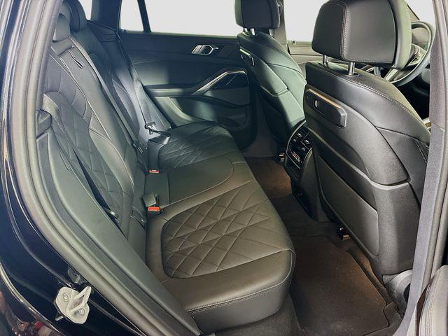 2024 BMW X6 xDrive40i