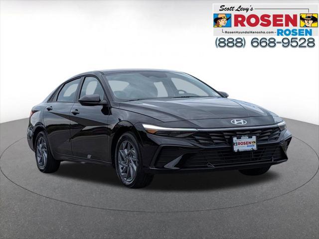 2026 Hyundai Elantra Hybrid Blue for sale in KENOSHA, WI