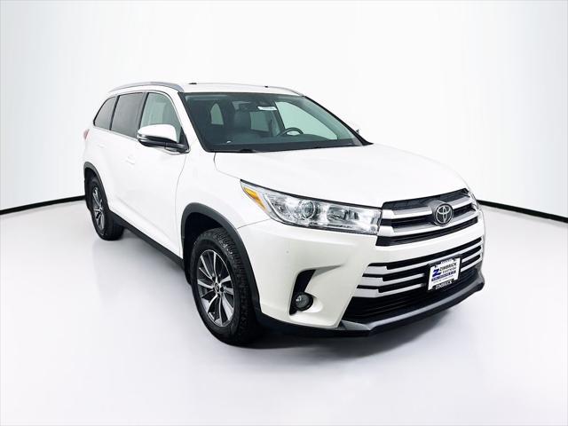 2019 Toyota Highlander XLE for sale in MADISON, WI