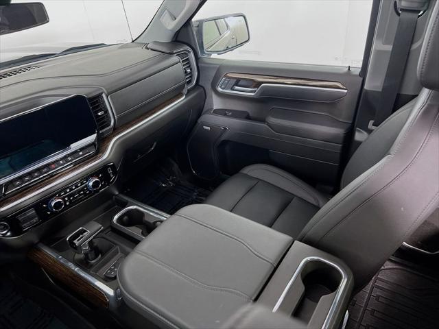 2025 GMC Sierra 1500 Crew Cab, Standard Bed, Elevation, 4WD