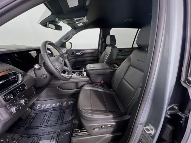 2025 GMC Yukon XL 4WD Denali
