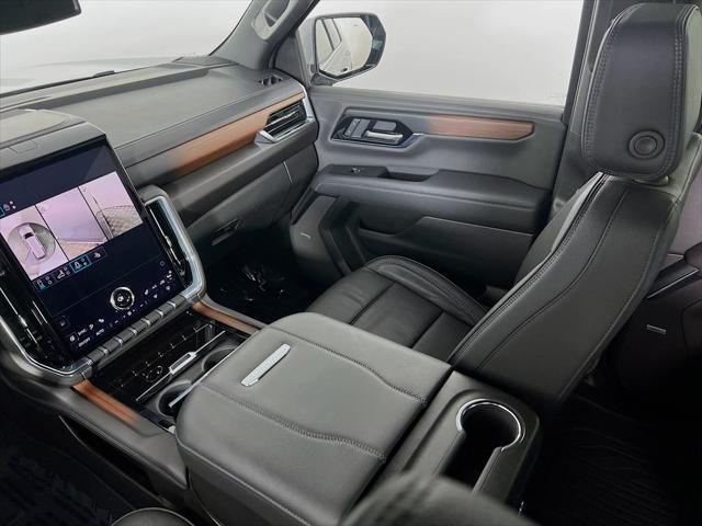 2025 GMC Yukon XL 4WD Denali