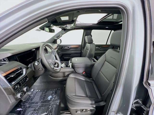 2025 GMC Yukon Denali 4WD