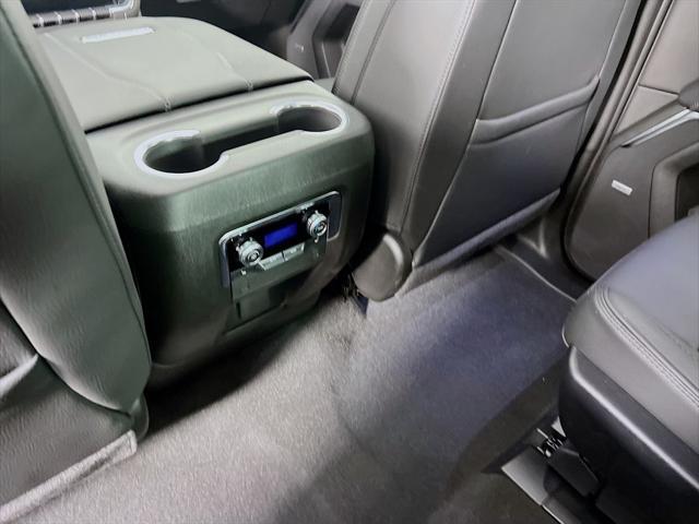 2025 GMC Yukon Denali 4WD