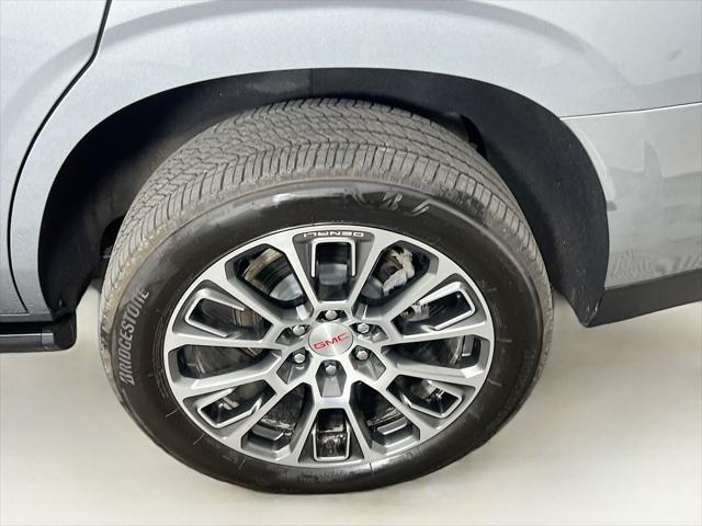 2025 GMC Yukon Denali 4WD