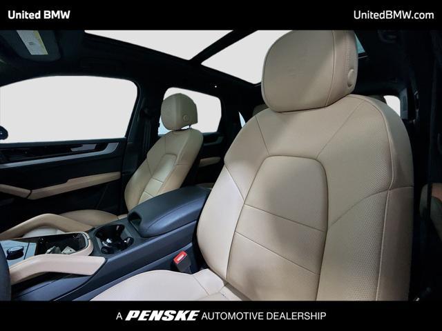 2025 Porsche Cayenne Base
