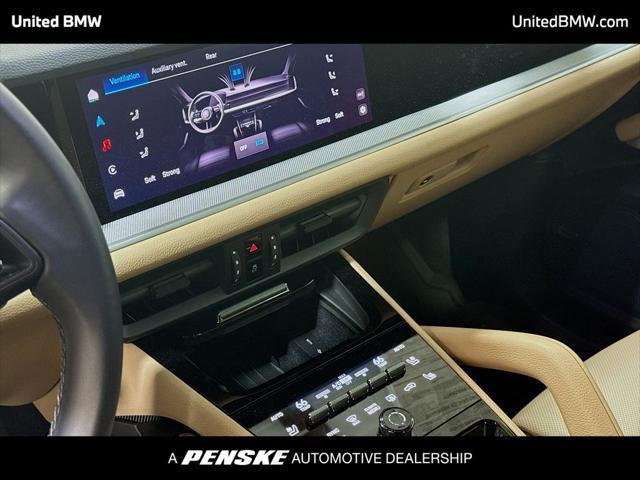 2025 Porsche Cayenne Base