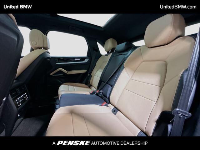 2025 Porsche Cayenne Base