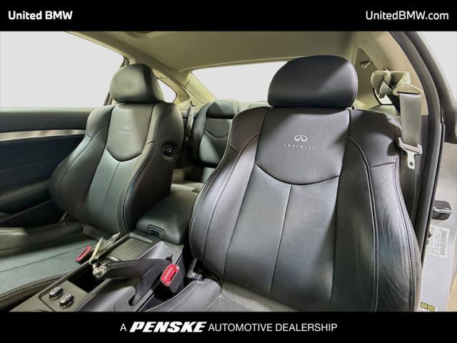 2014 INFINITI Q60 Sport