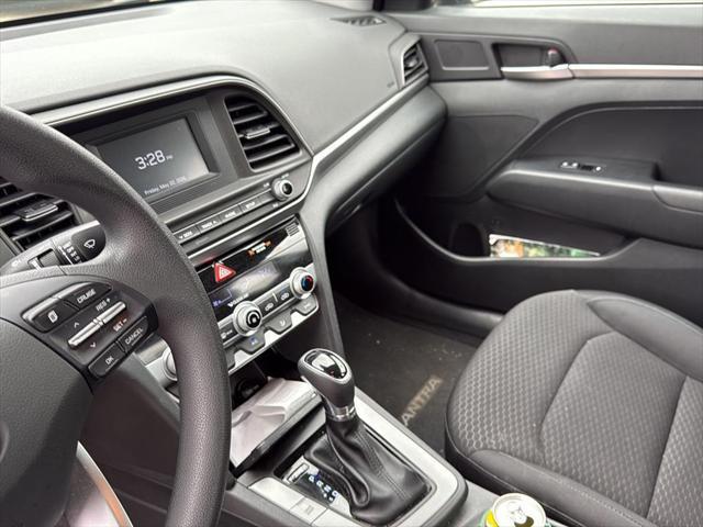 2020 Hyundai Elantra SE