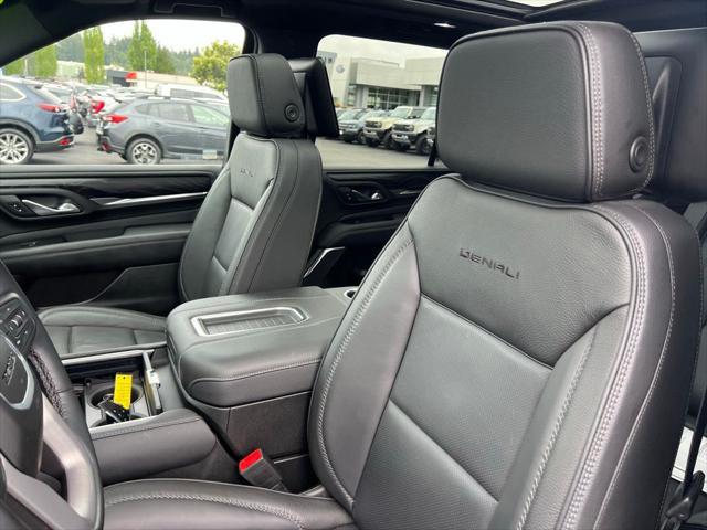 2024 GMC Yukon 4WD Denali