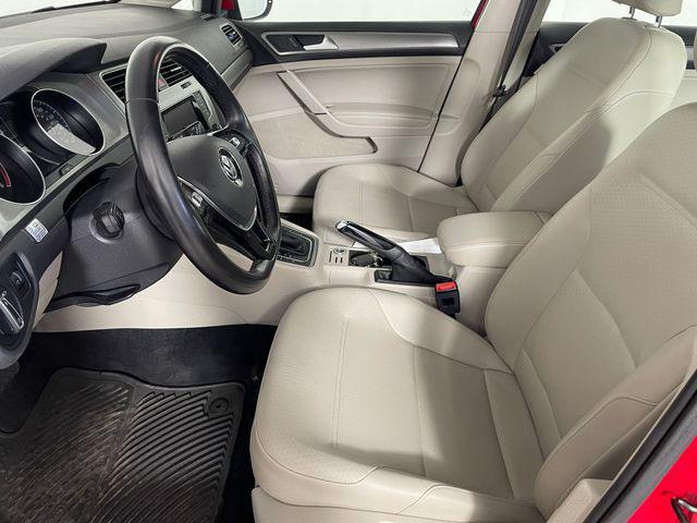 2015 Volkswagen Golf SportWagen TDI S 4-Door