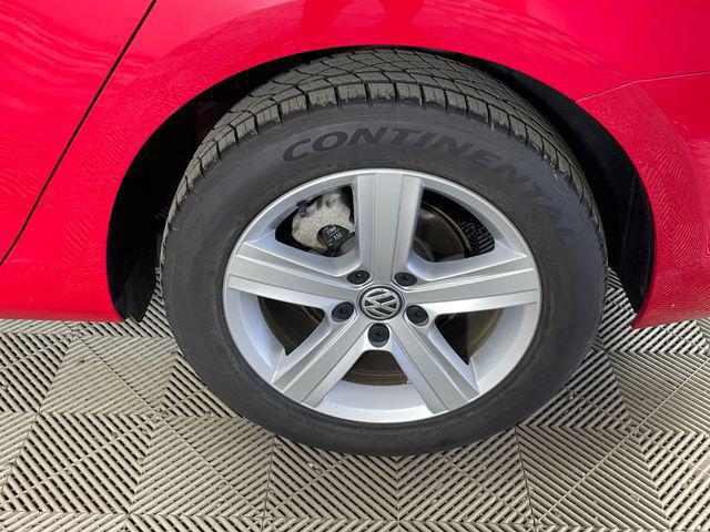 2015 Volkswagen Golf SportWagen TDI S 4-Door