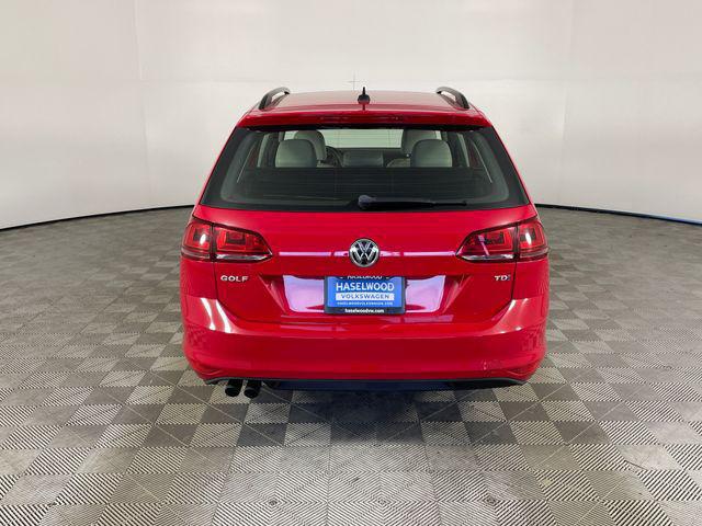 2015 Volkswagen Golf SportWagen TDI S 4-Door