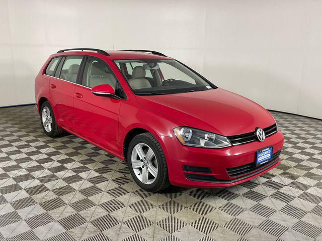 2015 Volkswagen Golf SportWagen TDI S 4-Door