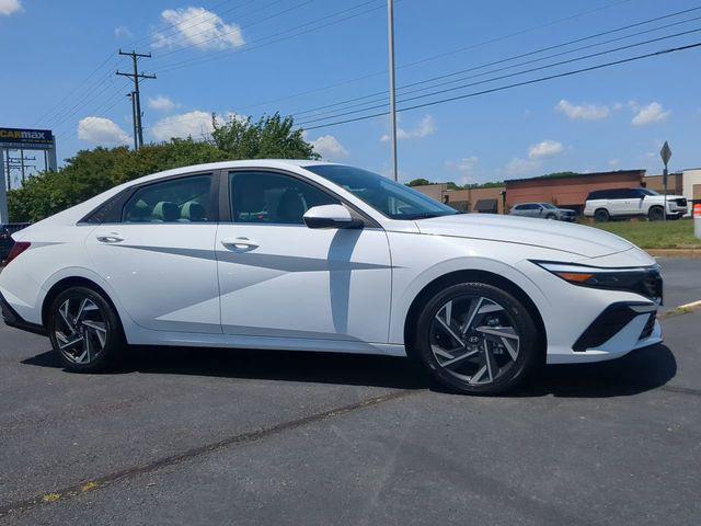 2025 Hyundai Elantra Hybrid Limited