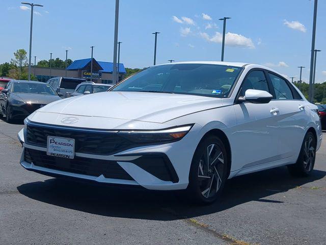 2025 Hyundai Elantra Hybrid Limited