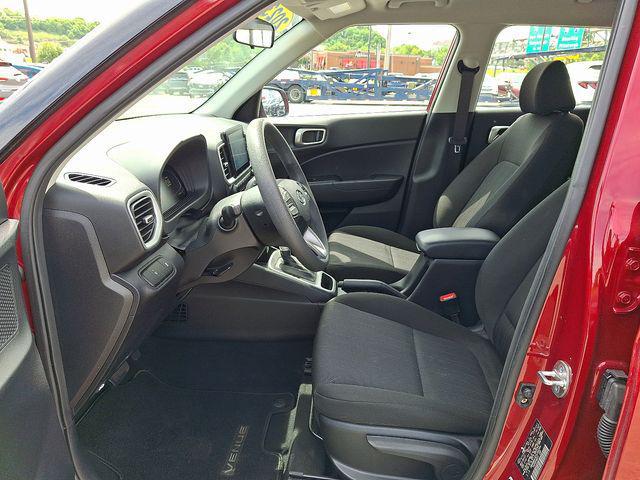 2023 Hyundai Venue SE