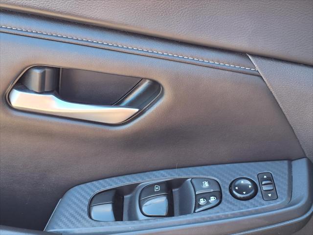 2024 Nissan Sentra SV Xtronic CVT