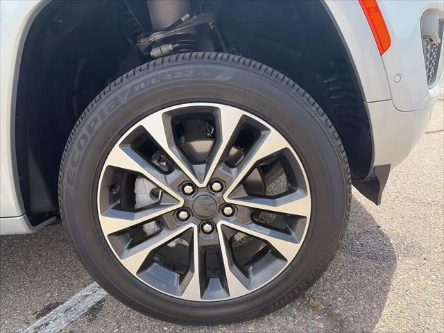 2024 Jeep Grand Cherokee Overland 4x4
