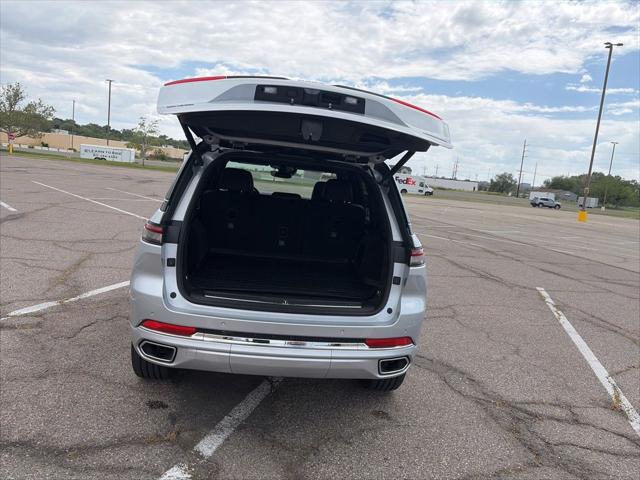 2024 Jeep Grand Cherokee Overland 4x4