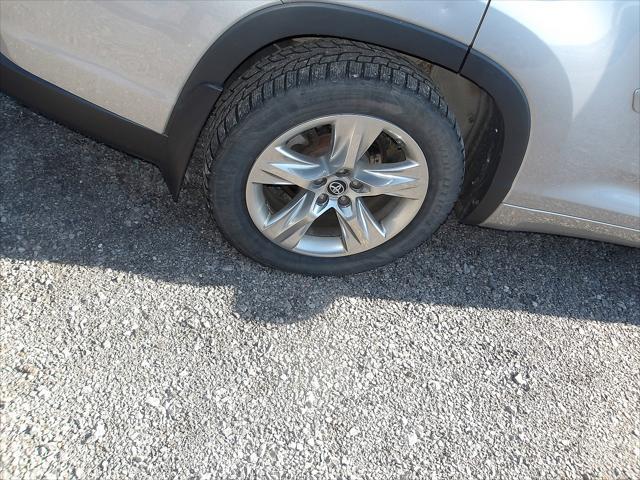 2016 Toyota Highlander Limited V6