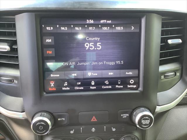 2019 Ram 1500 Big Horn/Lone Star Crew Cab 4x4 6'4" Box