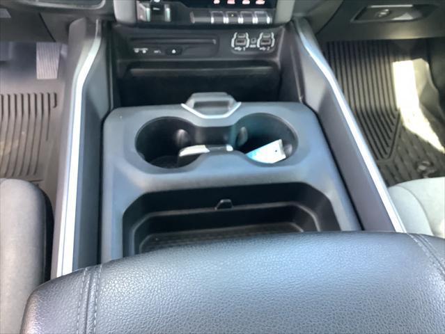 2019 Ram 1500 Big Horn/Lone Star Crew Cab 4x4 6'4" Box