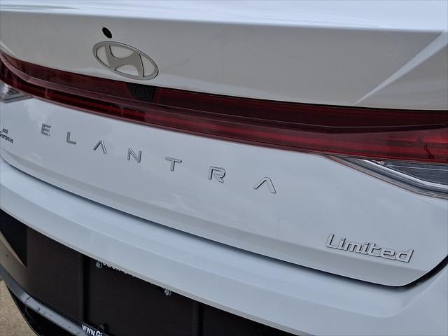 2025 Hyundai Elantra Limited