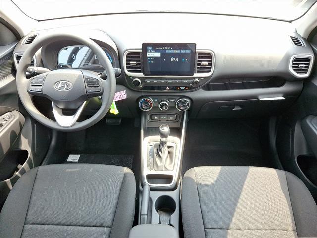 2025 Hyundai Venue SE