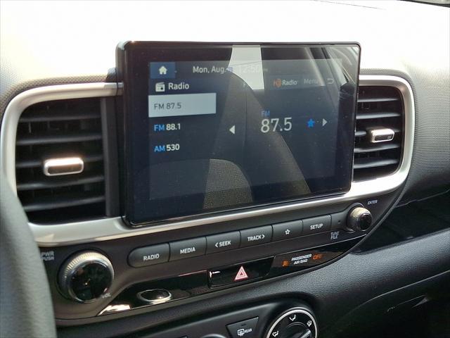 2025 Hyundai Venue SE