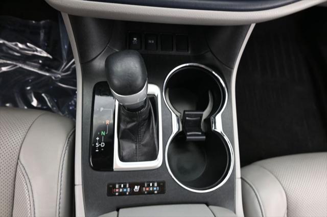 2017 Toyota Highlander Limited Platinum