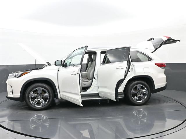 2017 Toyota Highlander Limited Platinum