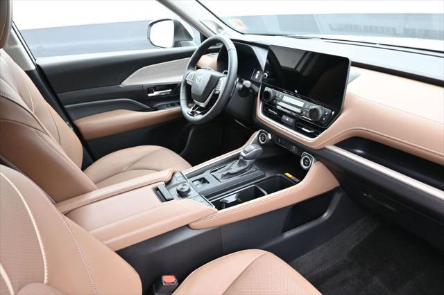 2025 Toyota Grand Highlander Platinum