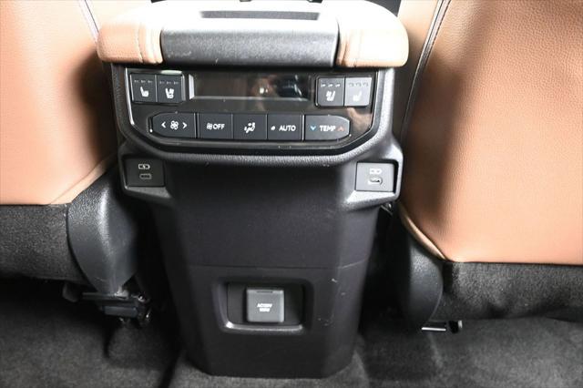 2025 Toyota Grand Highlander Platinum