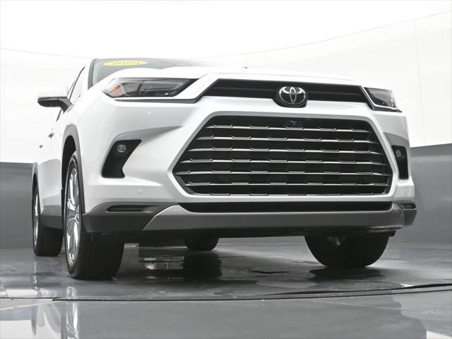 2025 Toyota Grand Highlander Platinum