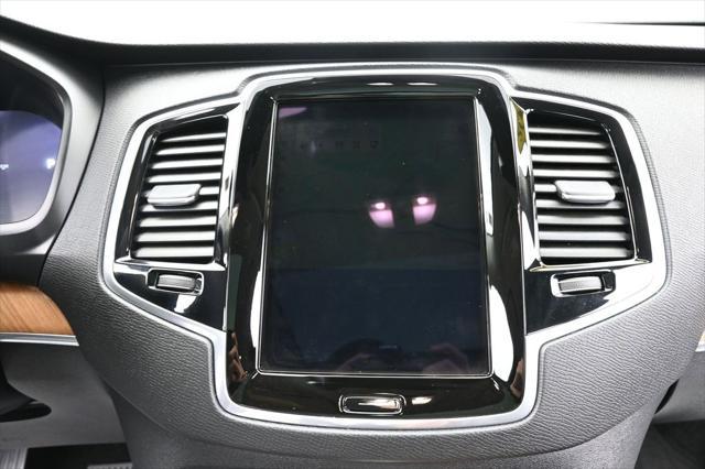 2024 Volvo XC90 Recharge T8 Plus 6-Seater
