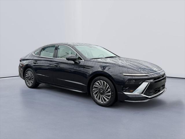 2025 Hyundai Sonata Hybrid Limited for sale in KNOXVILLE, TN