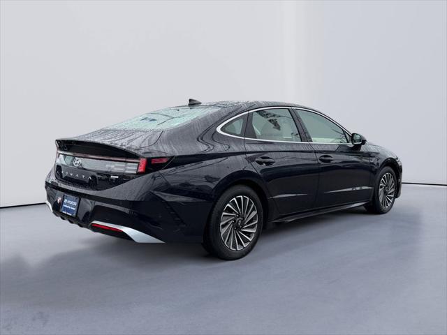 2025 Hyundai Sonata Hybrid Limited