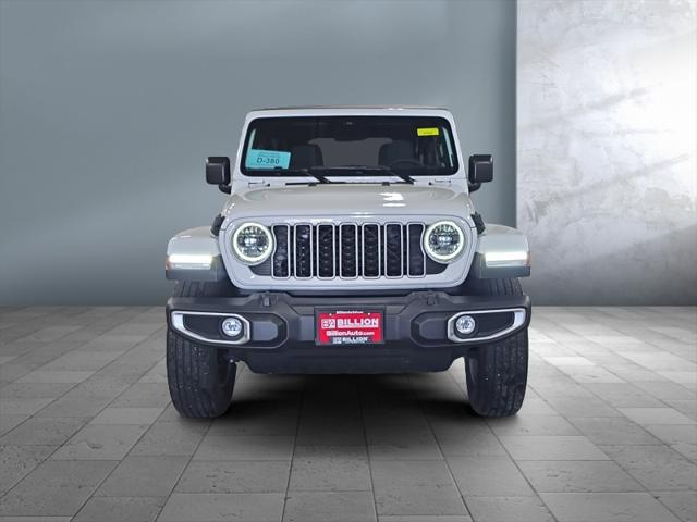 2026 Jeep Wrangler 4-Door Sahara 4x4