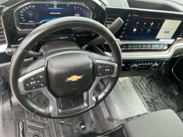 2024 Chevrolet Silverado 1500 4WD Crew Cab Short Bed LT