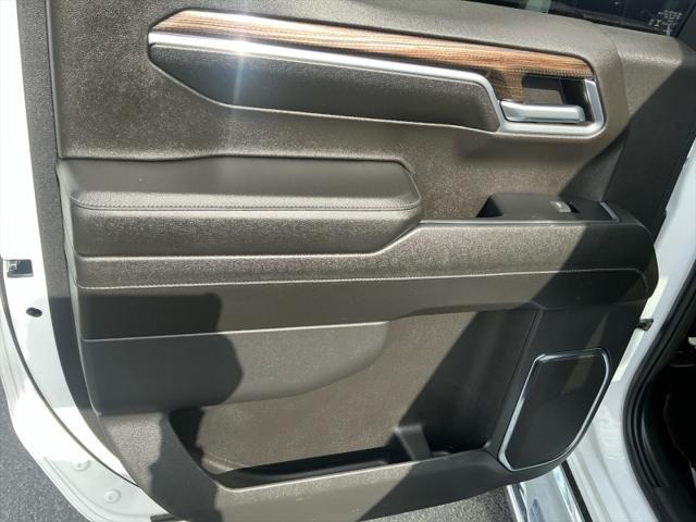 2024 Chevrolet Silverado 1500 4WD Crew Cab Short Bed LT