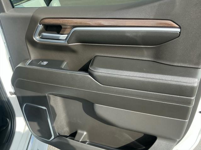 2024 Chevrolet Silverado 1500 4WD Crew Cab Short Bed LT