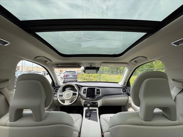 2020 Volvo XC90 T5 Momentum 7 Passenger