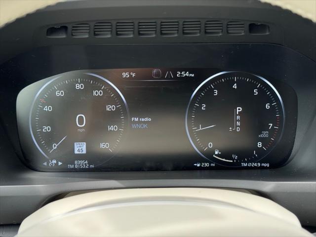 2020 Volvo XC90 T5 Momentum 7 Passenger