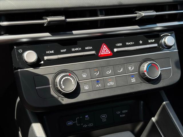 2026 Hyundai Santa Cruz SE