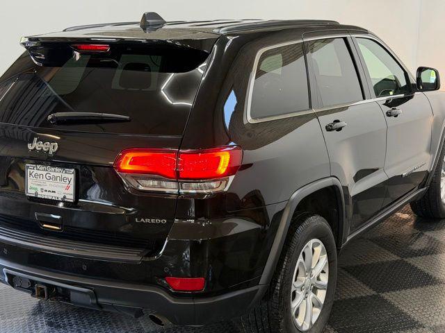 2022 Jeep Grand Cherokee Laredo E 4x4