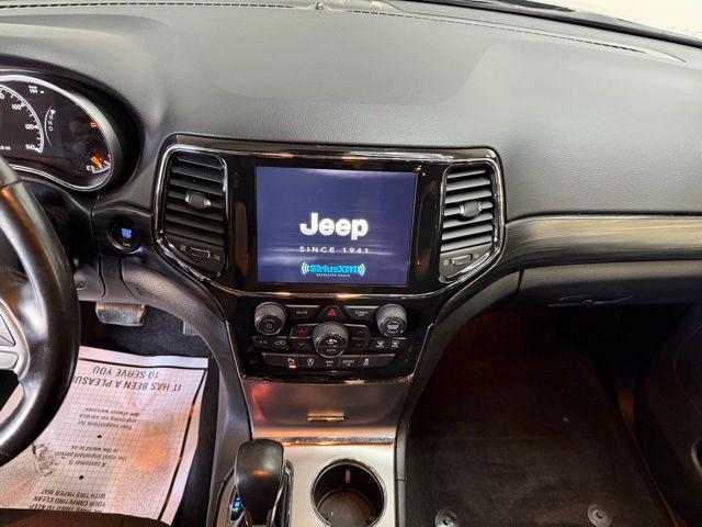 2022 Jeep Grand Cherokee Laredo E 4x4