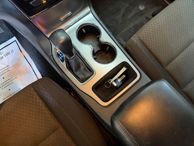 2022 Jeep Grand Cherokee Laredo E 4x4